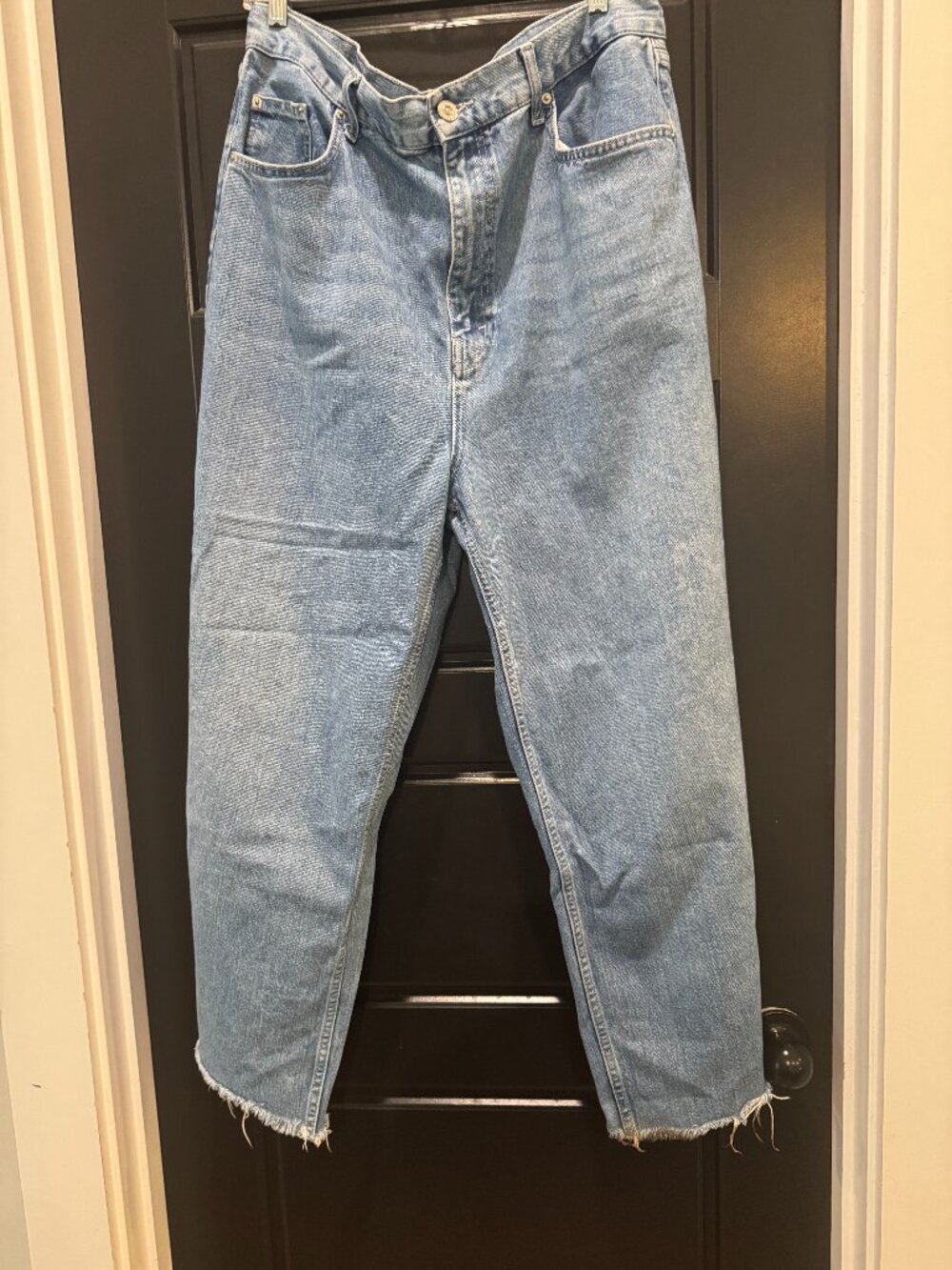 BDG Urban Outfitters High Rise Baggy Jeans Size 34 Medium Wash